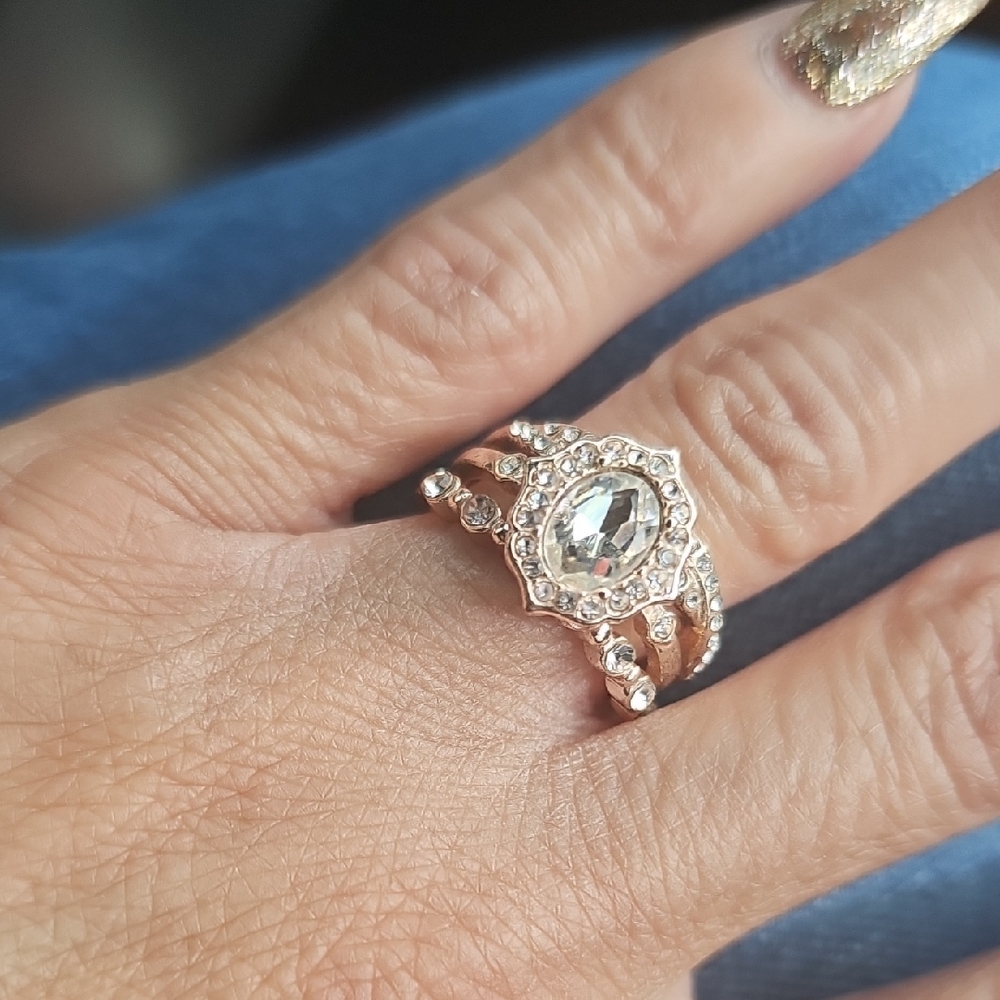 Lovisa Gold and Silvertone Women's Ring Set Of 3 Size 6.5